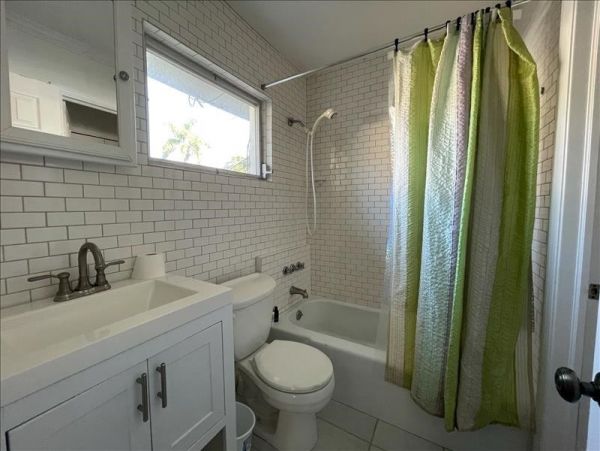 Naples Home 1019877