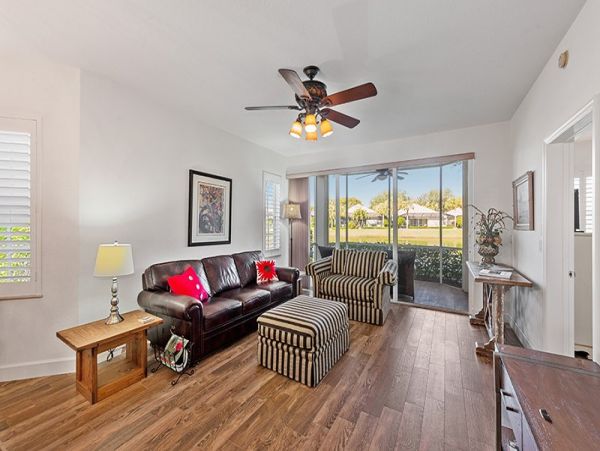 Naples Condo 1019878