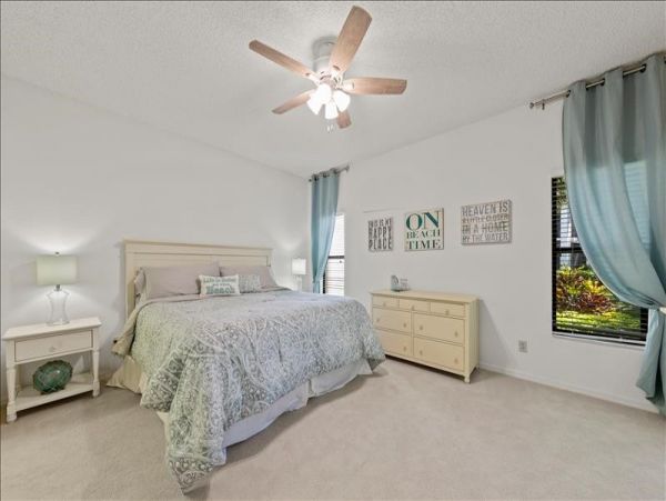 Naples Condo 1019879