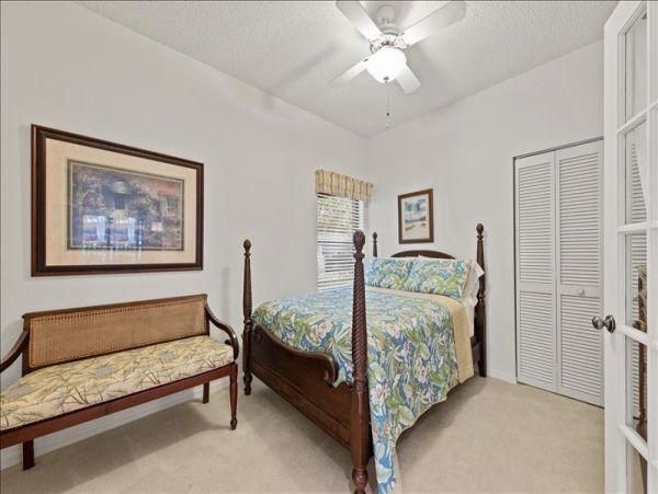 Naples Condo 1019879