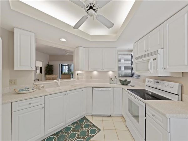 Naples Condo 1019879