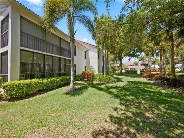 Naples Condo 1019879