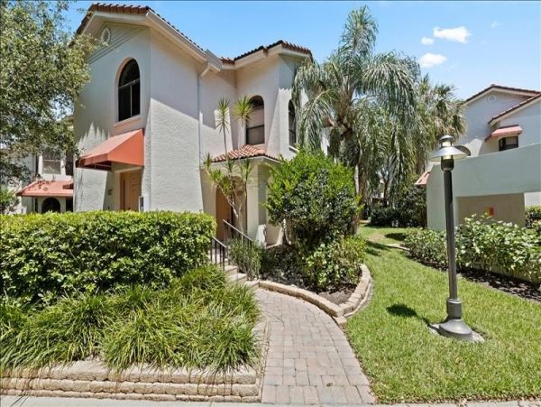 Naples Condo 1019879