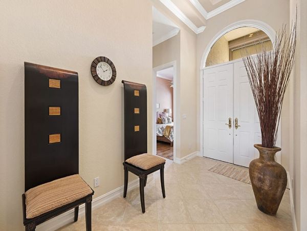 Naples Home 1019880