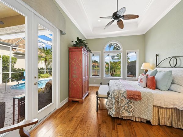 Naples Home 1019880