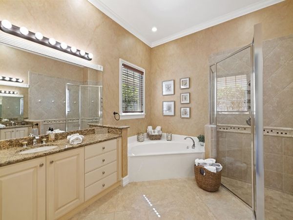Naples Home 1019880