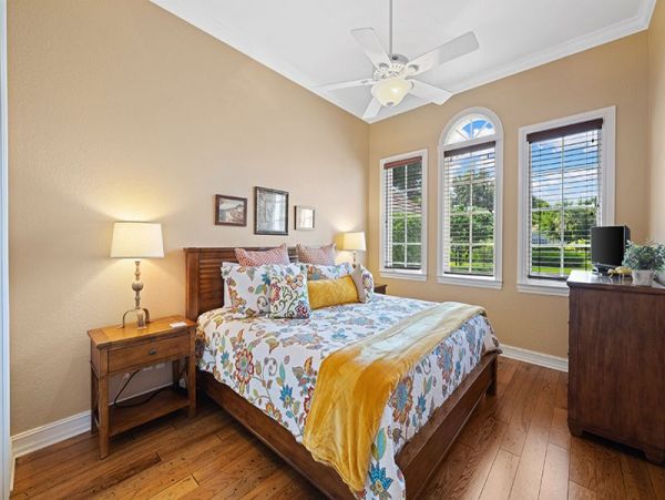 Naples Home 1019880