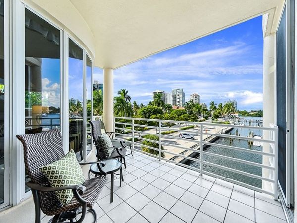Naples Condo 1019881