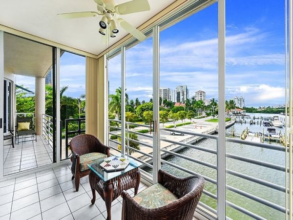 Naples Condo 1019881
