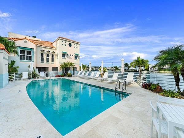 Naples Condo 1019881