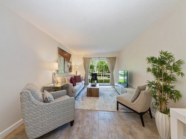 Naples Condo 1019884