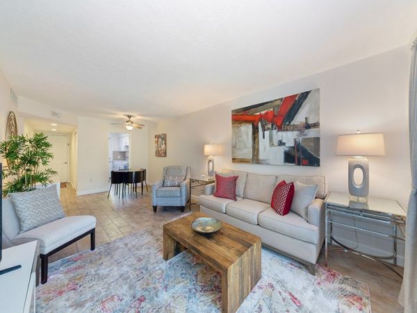 Naples Condo 1019884