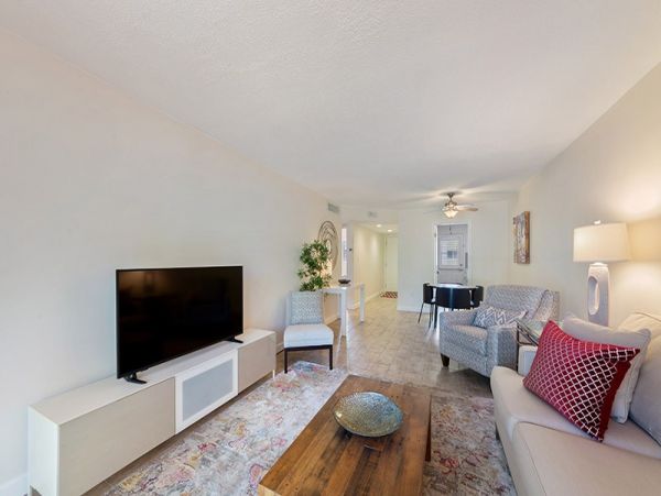 Naples Condo 1019884
