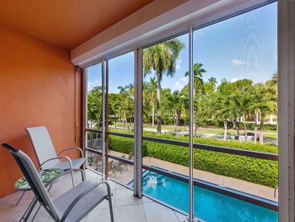 Naples Condo 1019884