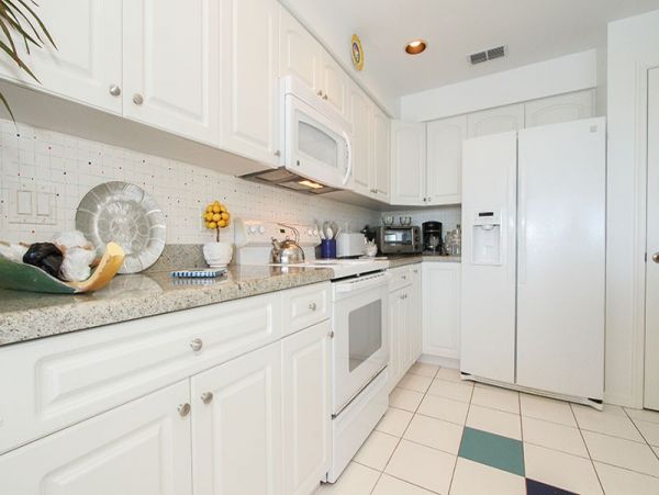 Naples Condo 1019887