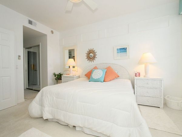 Naples Condo 1019887