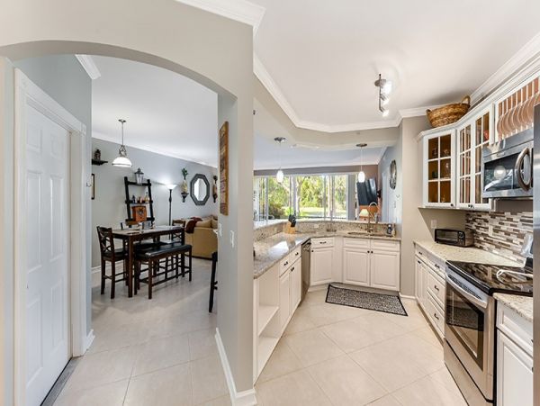 Naples Condo 1019889