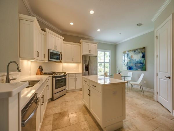 Naples Home 1019890
