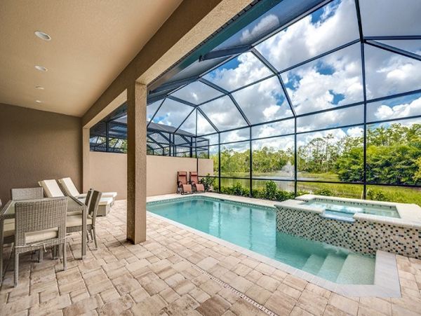 Naples Home 1019890