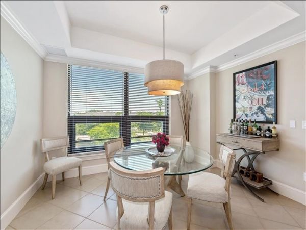Naples Condo 1019891
