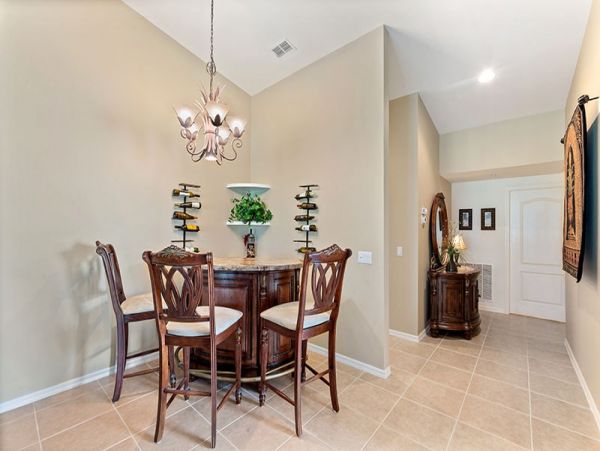 Naples Condo 1019893
