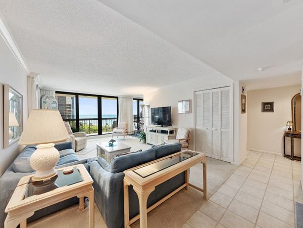 Naples Condo 1019894