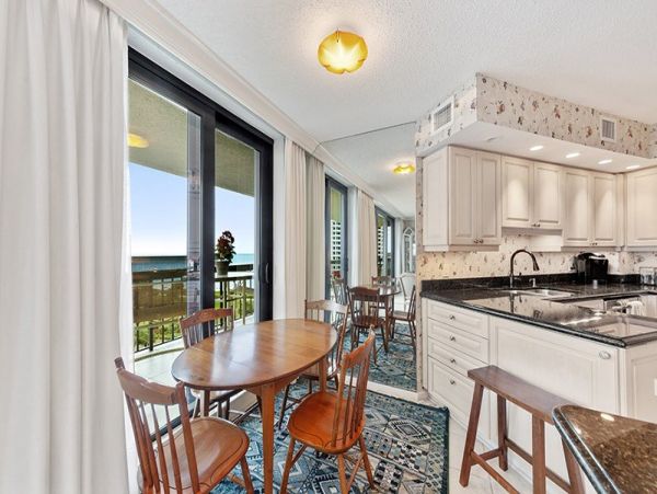 Naples Condo 1019894