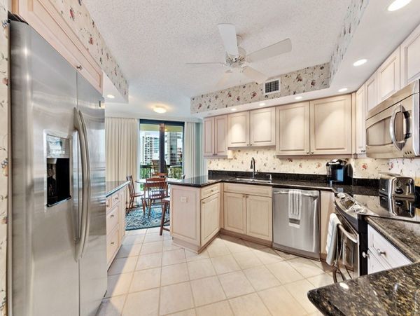 Naples Condo 1019894