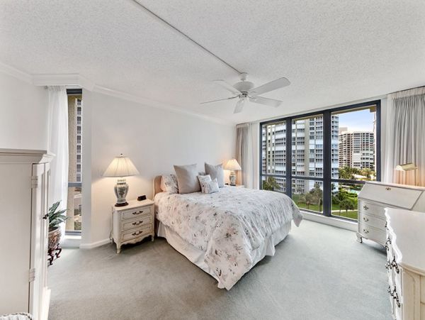 Naples Condo 1019894