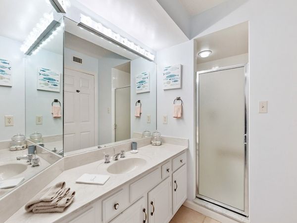Naples Condo 1019894