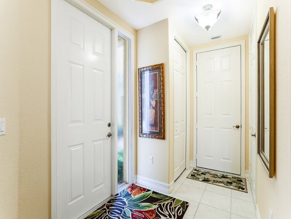 Naples Condo 1019895