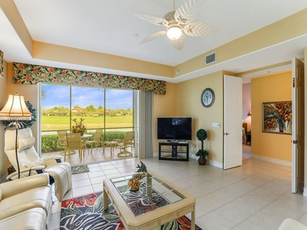 Naples Condo 1019895