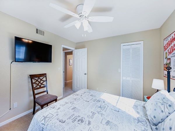 Naples Condo 1019896