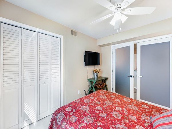 Naples Condo 1019896
