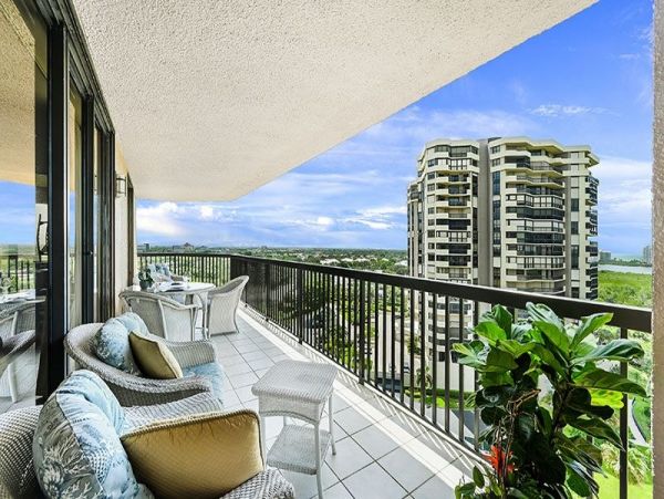 Naples Condo 1019897