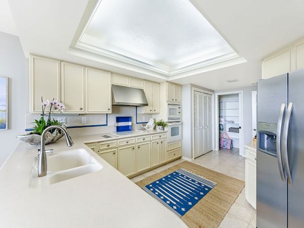 Naples Condo 1019897