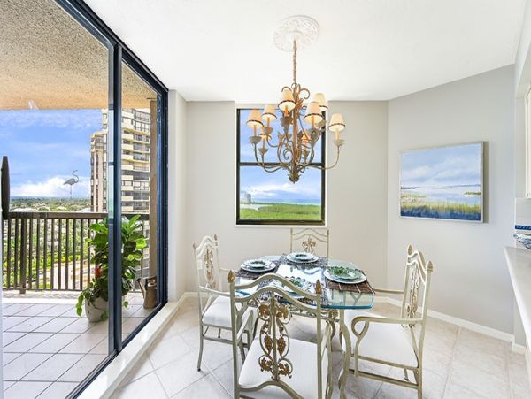 Naples Condo 1019897