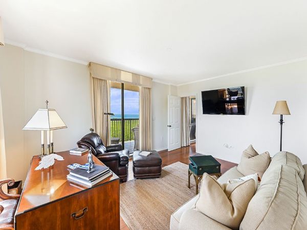 Naples Condo 1019897