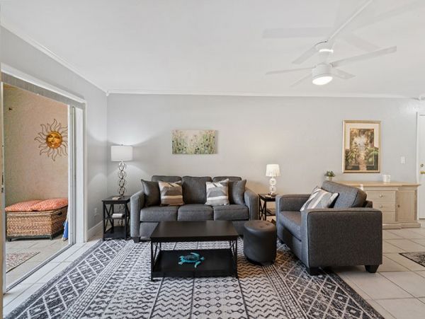 Naples Condo 1019898