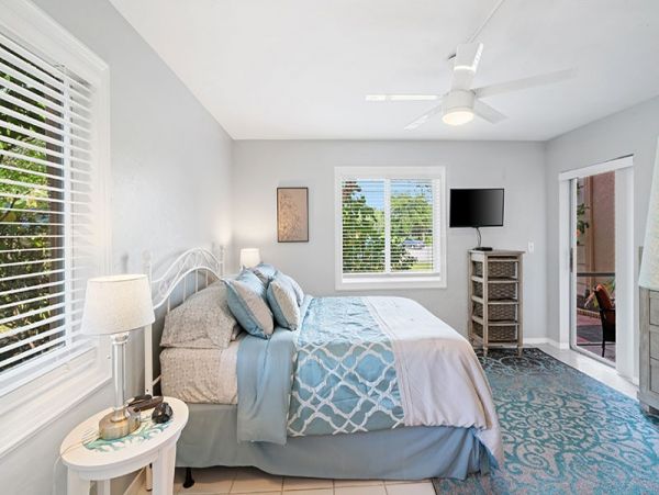 Naples Condo 1019898