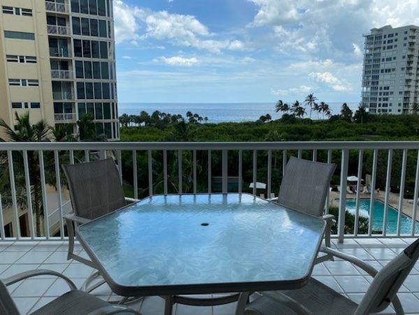 Naples Condo 1019901