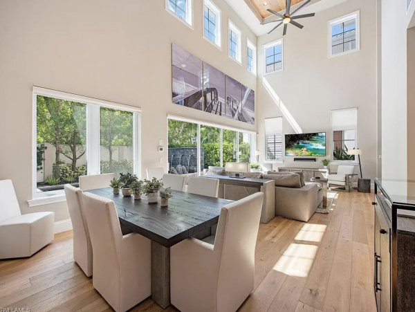 Upscale Three Bedroom Vacation Villa Gourmet Perfect Home Away from Home