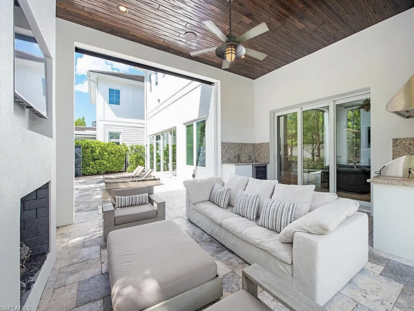 Upscale Three Bedroom Vacation Villa Gourmet Perfect Home Away from Home