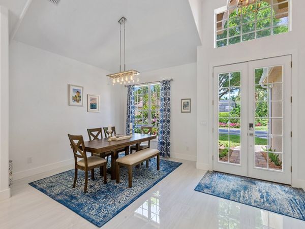 Naples Home 1019904