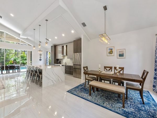 Naples Home 1019904