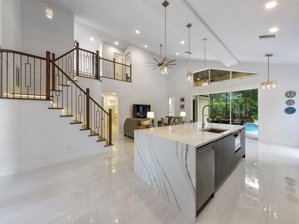 Naples Home 1019904