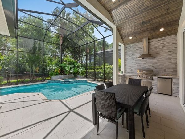 Naples Home 1019904