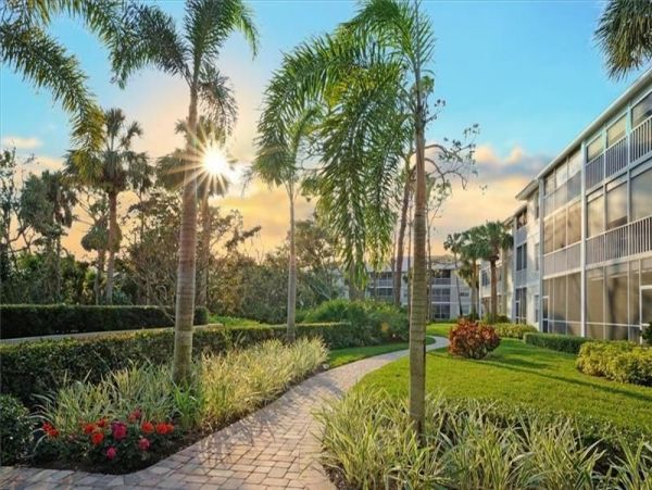Naples Condo 1019906