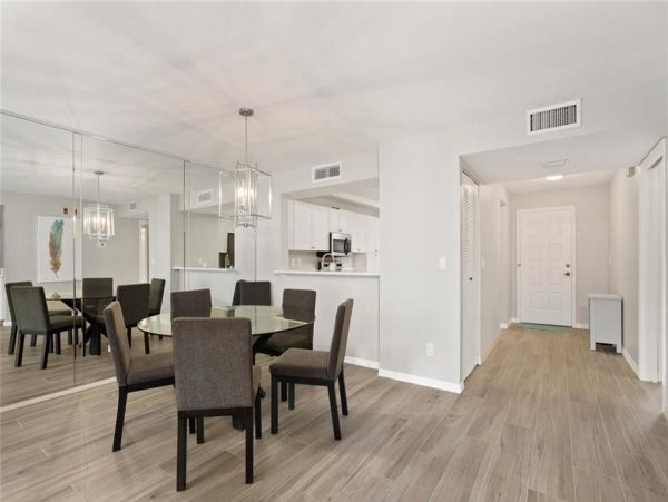 Naples Condo 1019906