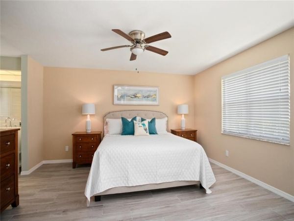 Naples Condo 1019906